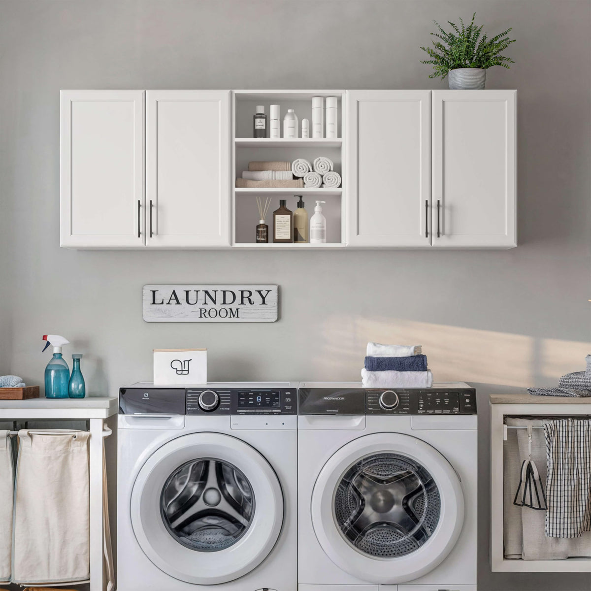 White Wooden Wall Cabinet F423
